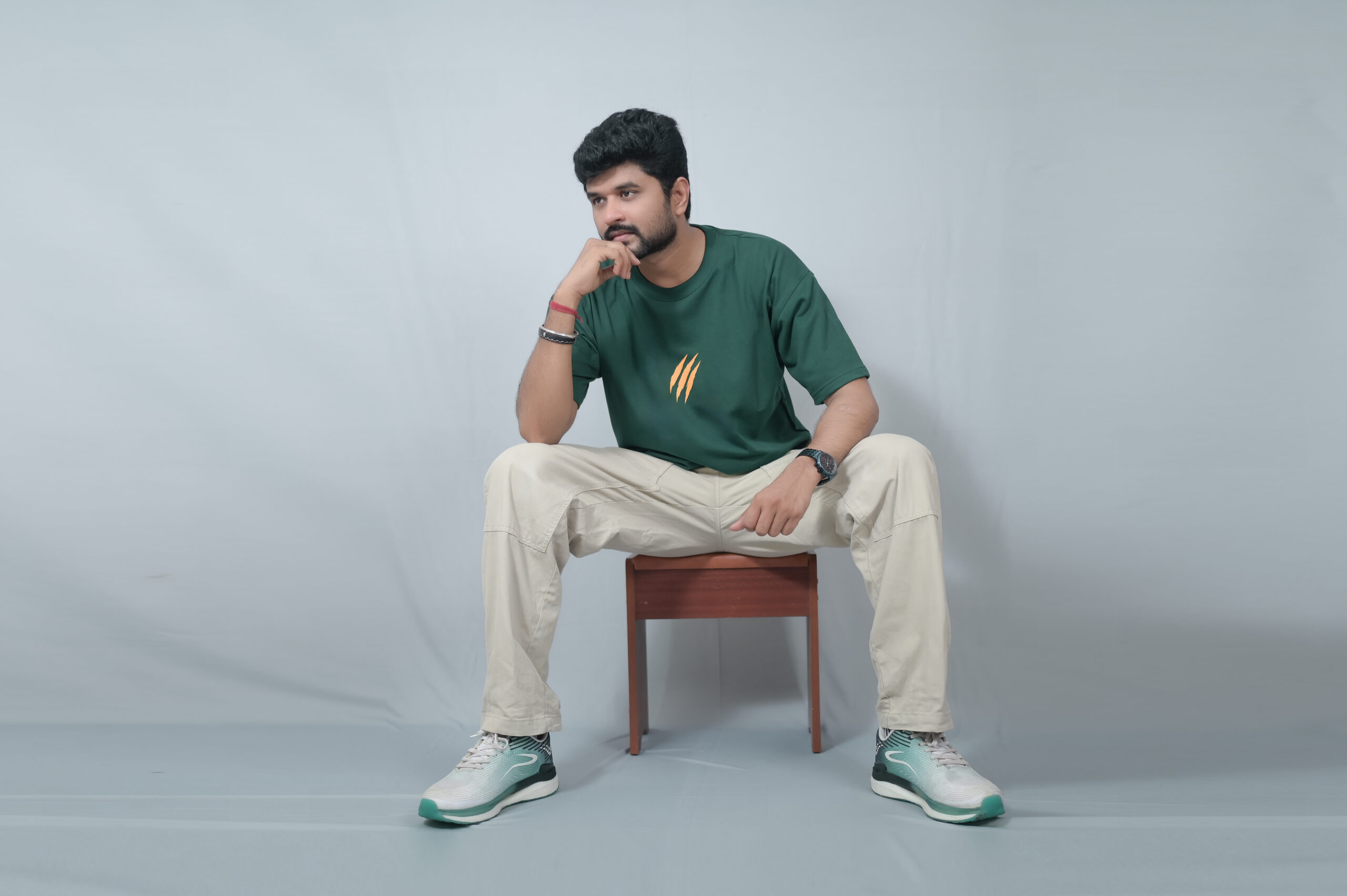 SCARR Premium bottle green T-shirt. - Image 3